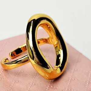 Elegant Gold-Tone Open Ring (NWOT)